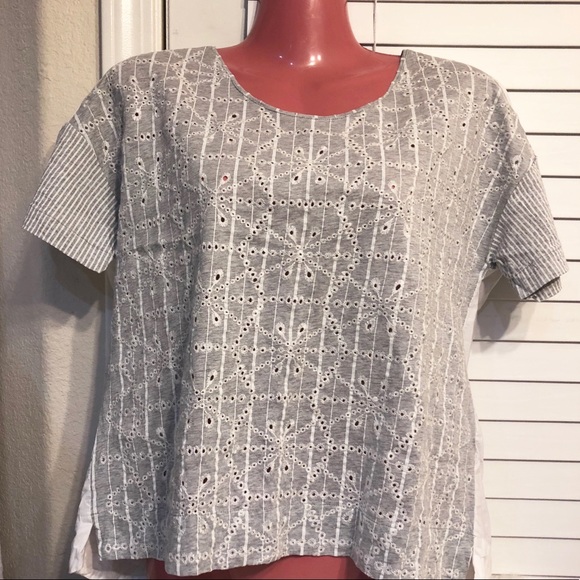 J. Crew | Cropped Eyelet Top | Size M - Picture 4 of 9